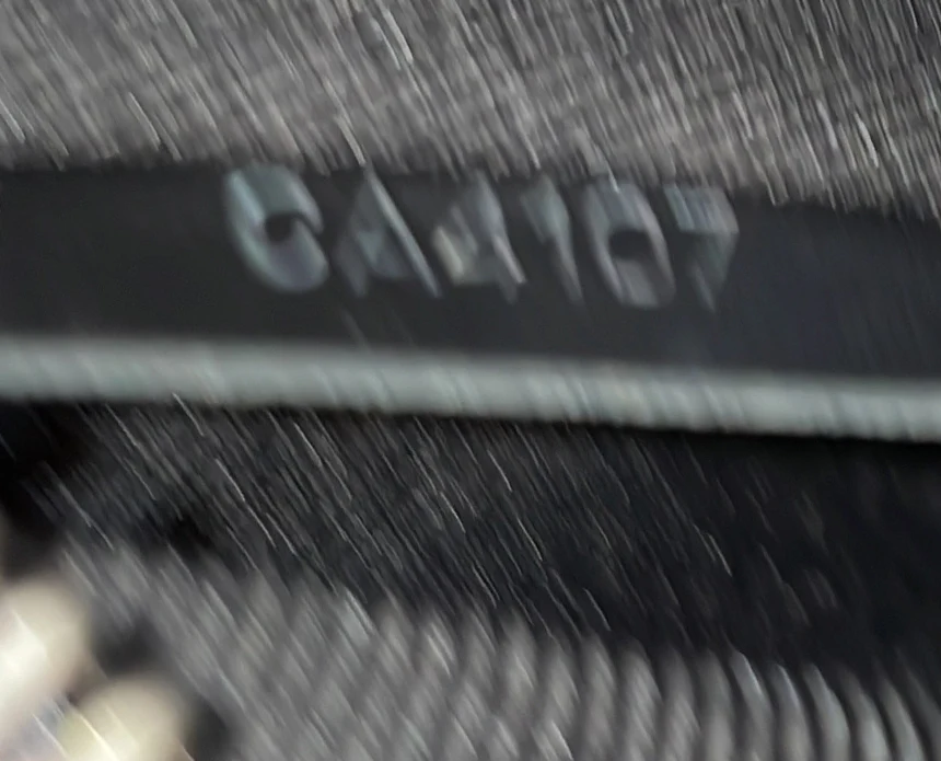 District NM Messenger Bag Damier Graphite MM - Deep Luxury