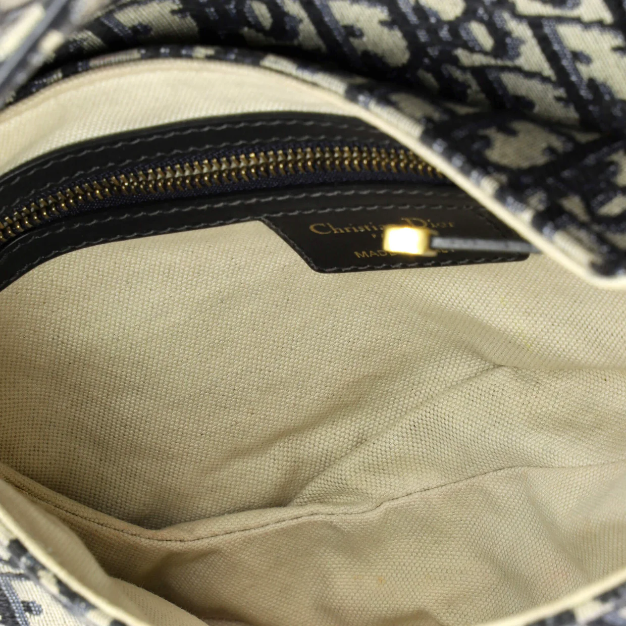 Saddle Handbag Oblique Canvas Medium - Deep Luxury