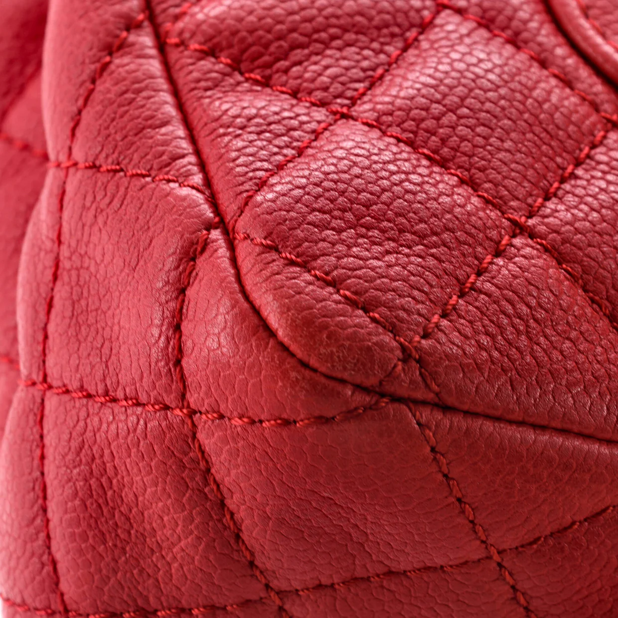 Classic Double Flap Bag Quilted Caviar Medium - Deep Luxury