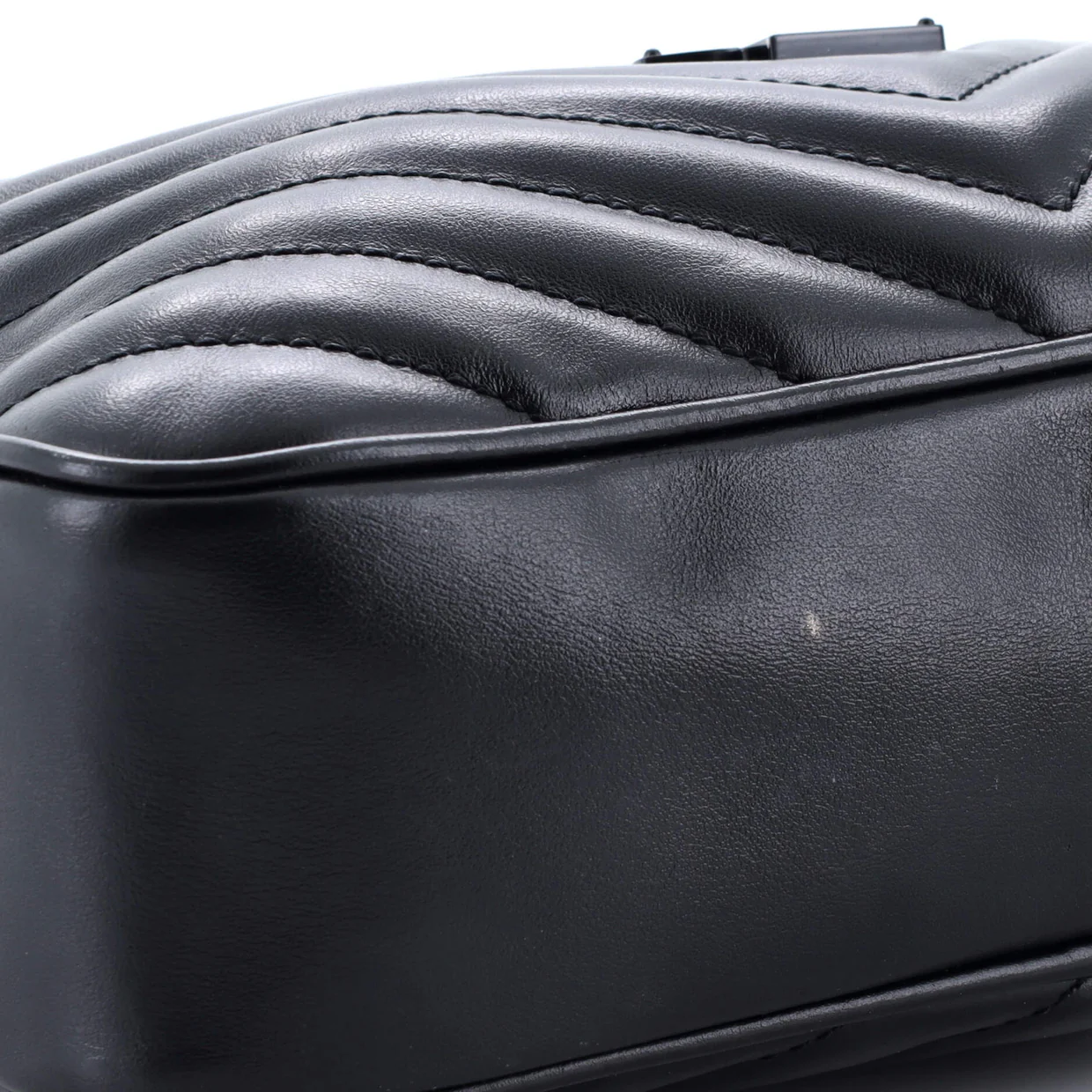 Lou Camera Bag Matelasse Chevron Patent Small - Deep Luxury