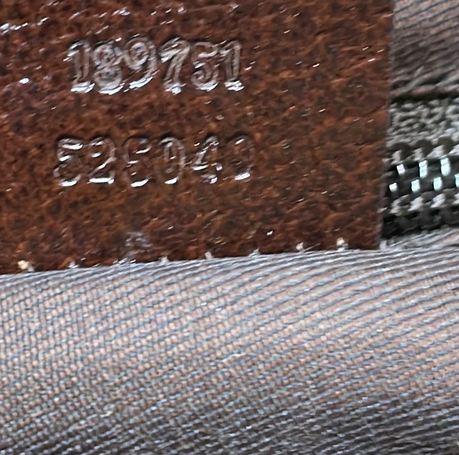 Front Pocket Web Messenger GG Canvas Medium - Deep Luxury