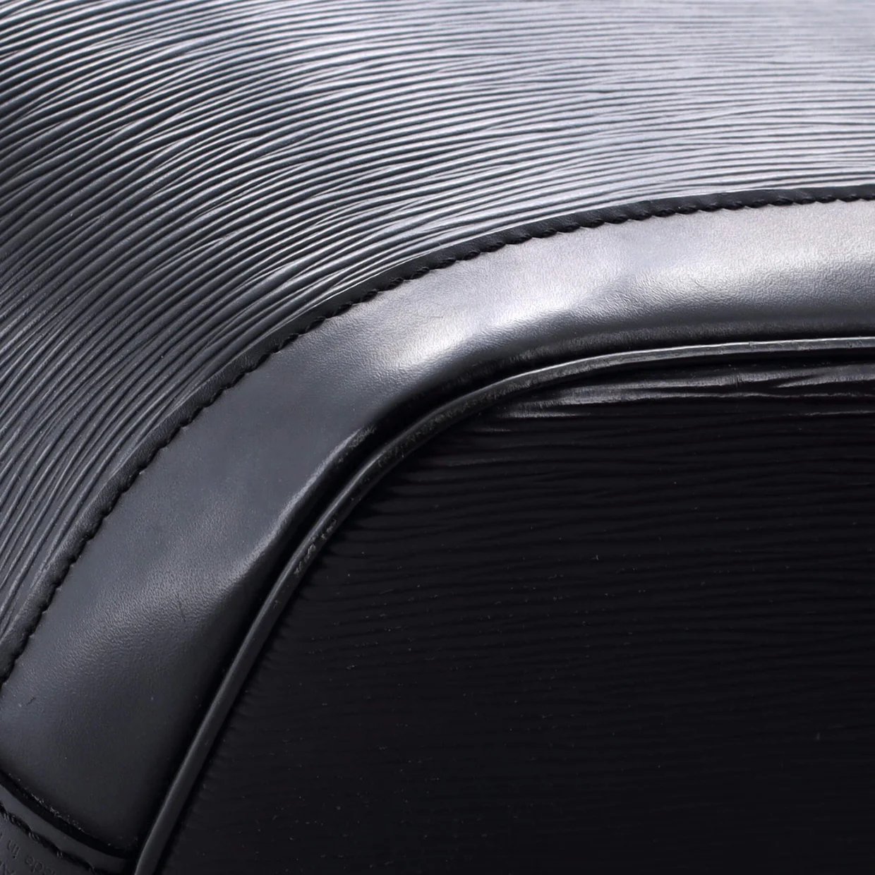 Alma Handbag Epi Leather PM - Deep Luxury