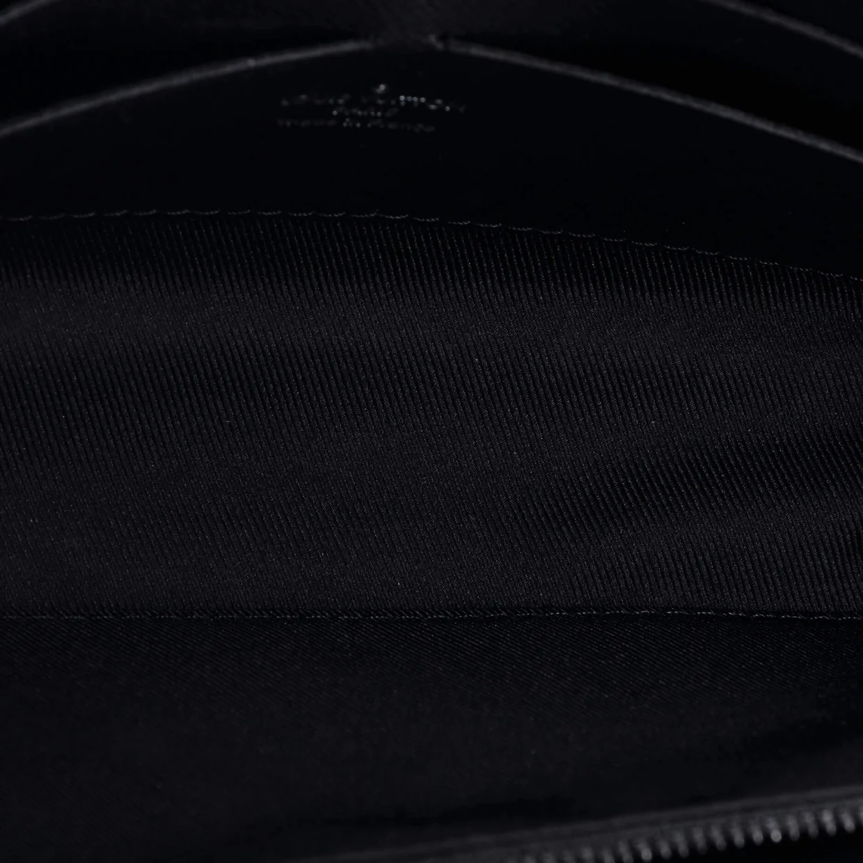 Soft Trunk Wallet Monogram Eclipse Canvas - Deep Luxury