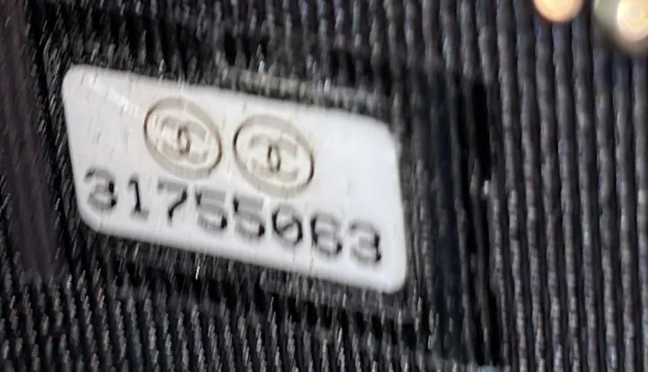 Frame Chain Around Round Clutch with Chain Quilted Lambskin Mini - Deep Luxury