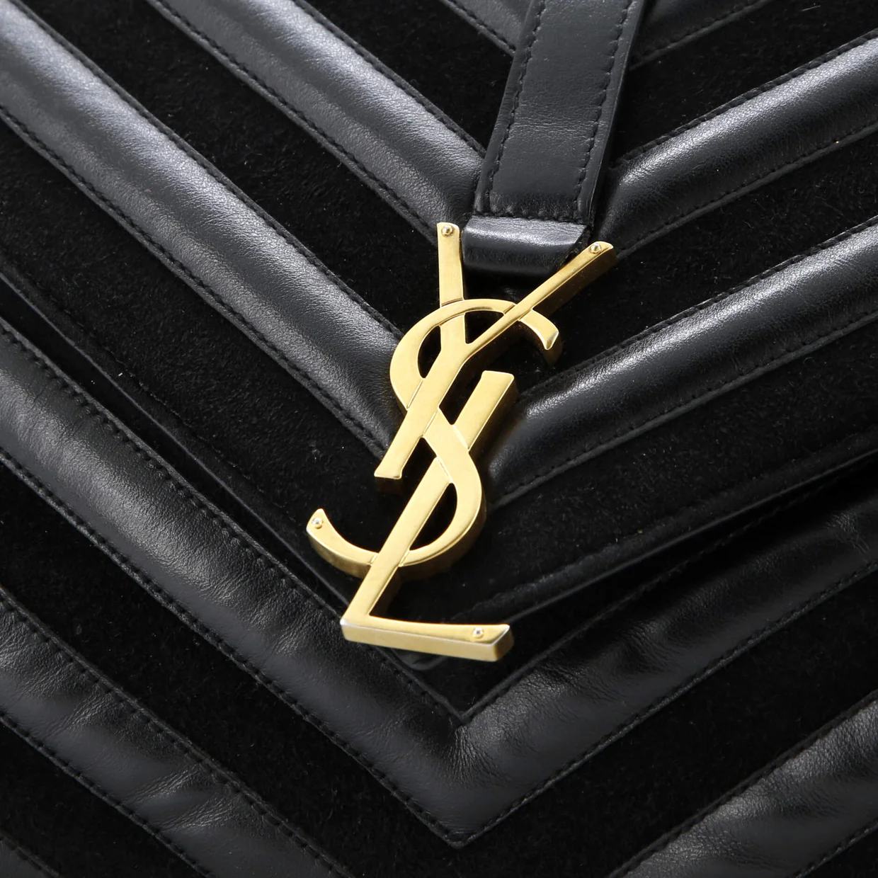 Classic Monogram College Bag Matelasse Chevron Leather and Suede Large - Deep Luxury
