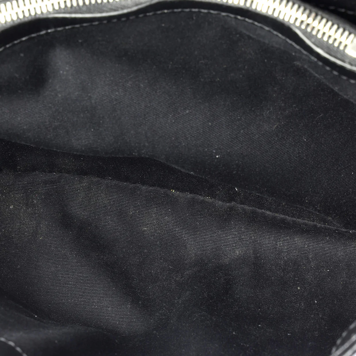 Loulou Shoulder Bag Matelasse Chevron Leather Medium - Deep Luxury