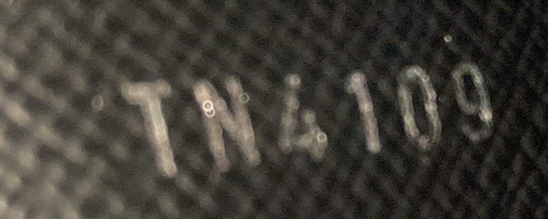 Twist Wallet Epi Leather - Deep Luxury