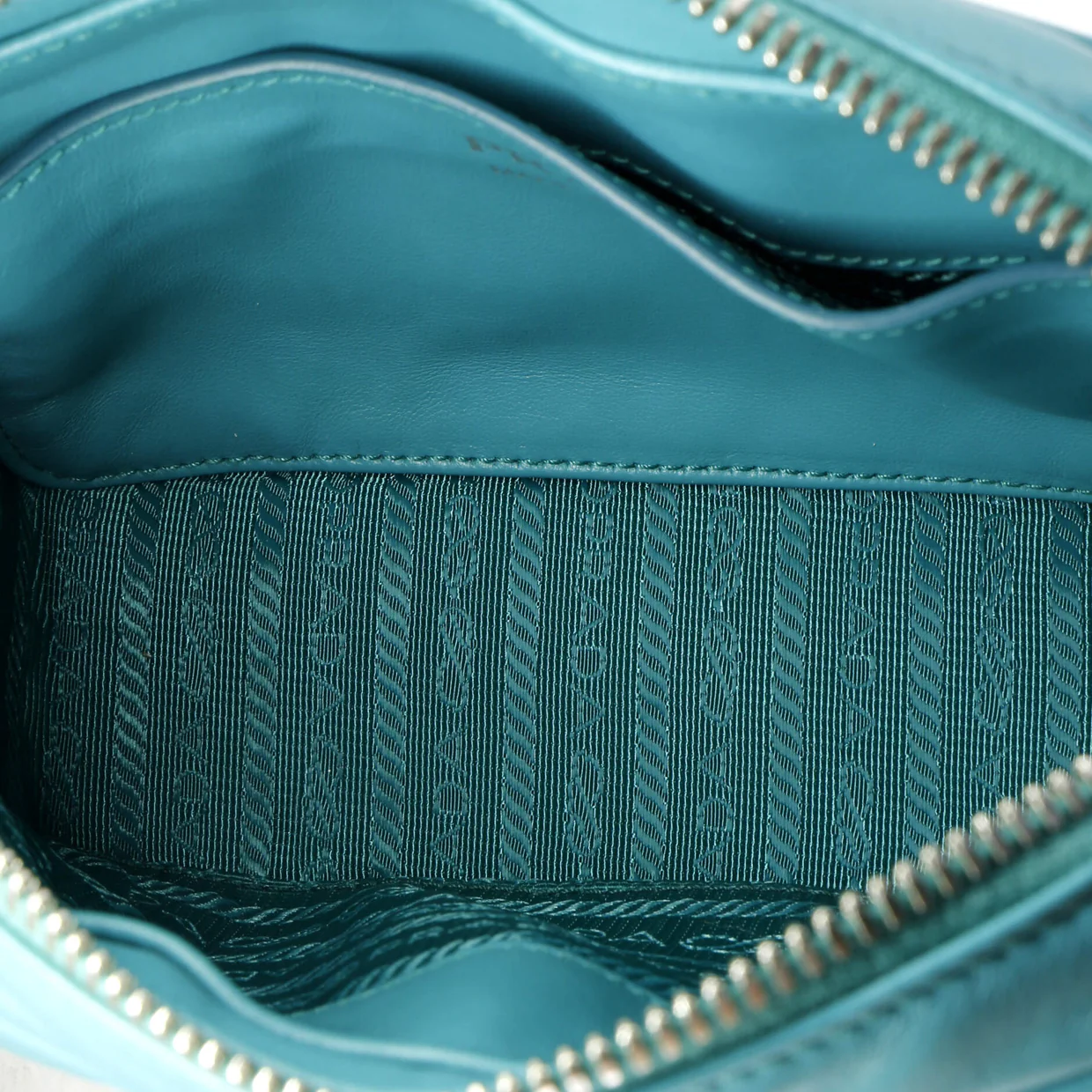 Camera Bag Diagramme Quilted Leather Mini - Deep Luxury
