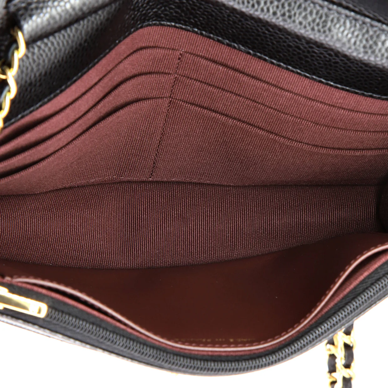 Turnlock CC Wallet on Chain Quilted Caviar - Deep Luxury