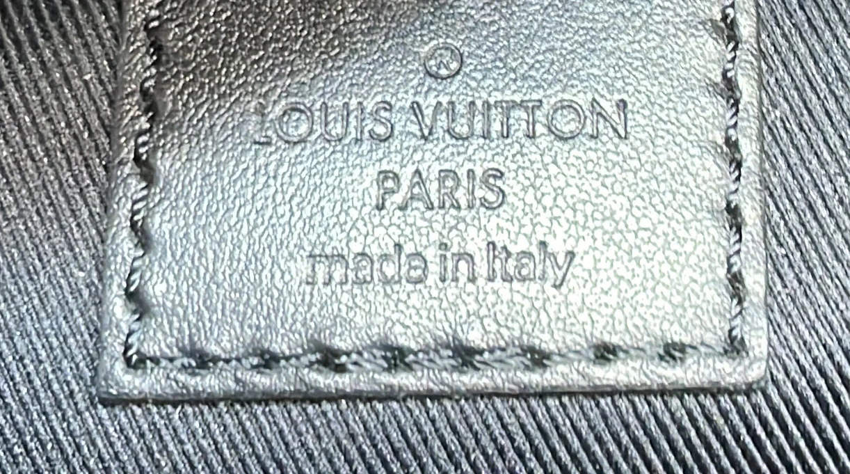 Discovery Bumbag Monogram Eclipse Canvas - Deep Luxury