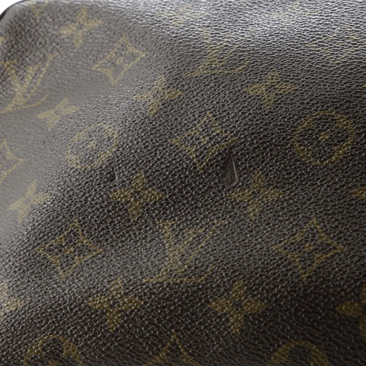 Trousse Toiletry Pouch Monogram Canvas 28 - Deep Luxury