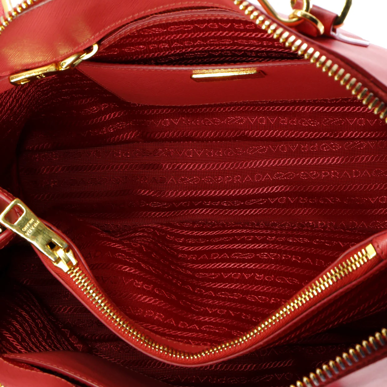 Promenade Bag Saffiano Leather Medium - Deep Luxury