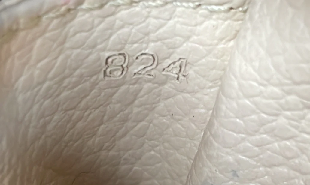 Trousse Toiletry Pouch Monogram Canvas 23 - Deep Luxury