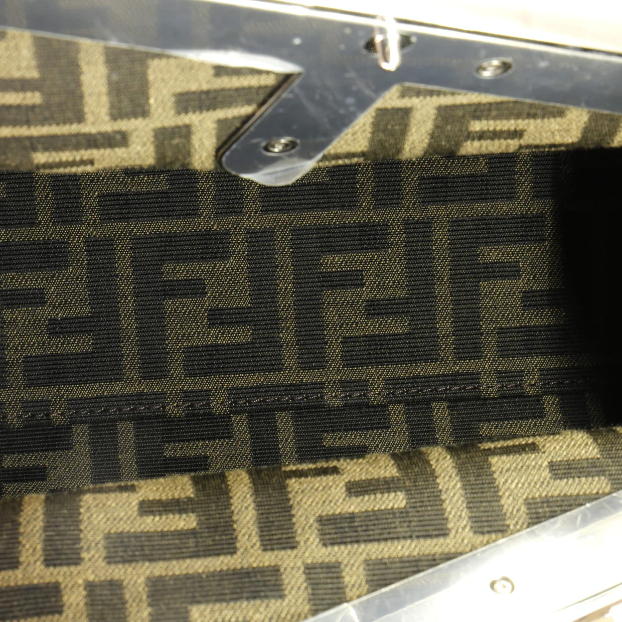 First Bag Patent Midi - Deep Luxury