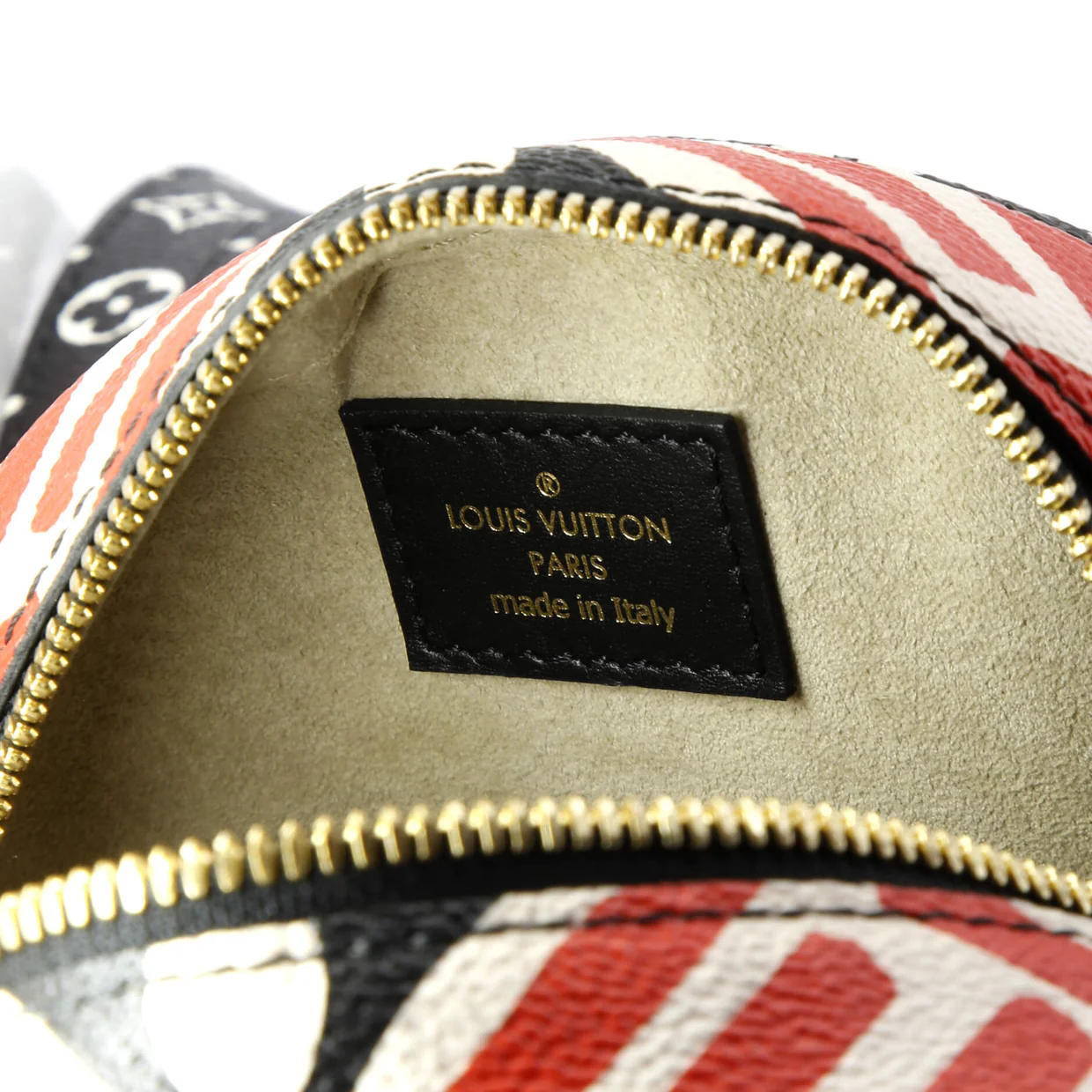 Boite Chapeau Souple Bag Limited Edition Crafty Monogram Giant PM - Deep Luxury