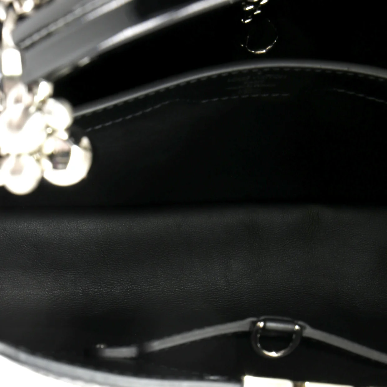 Liu Wei ArtyCapucines Bag Leather with Applique MM - Deep Luxury