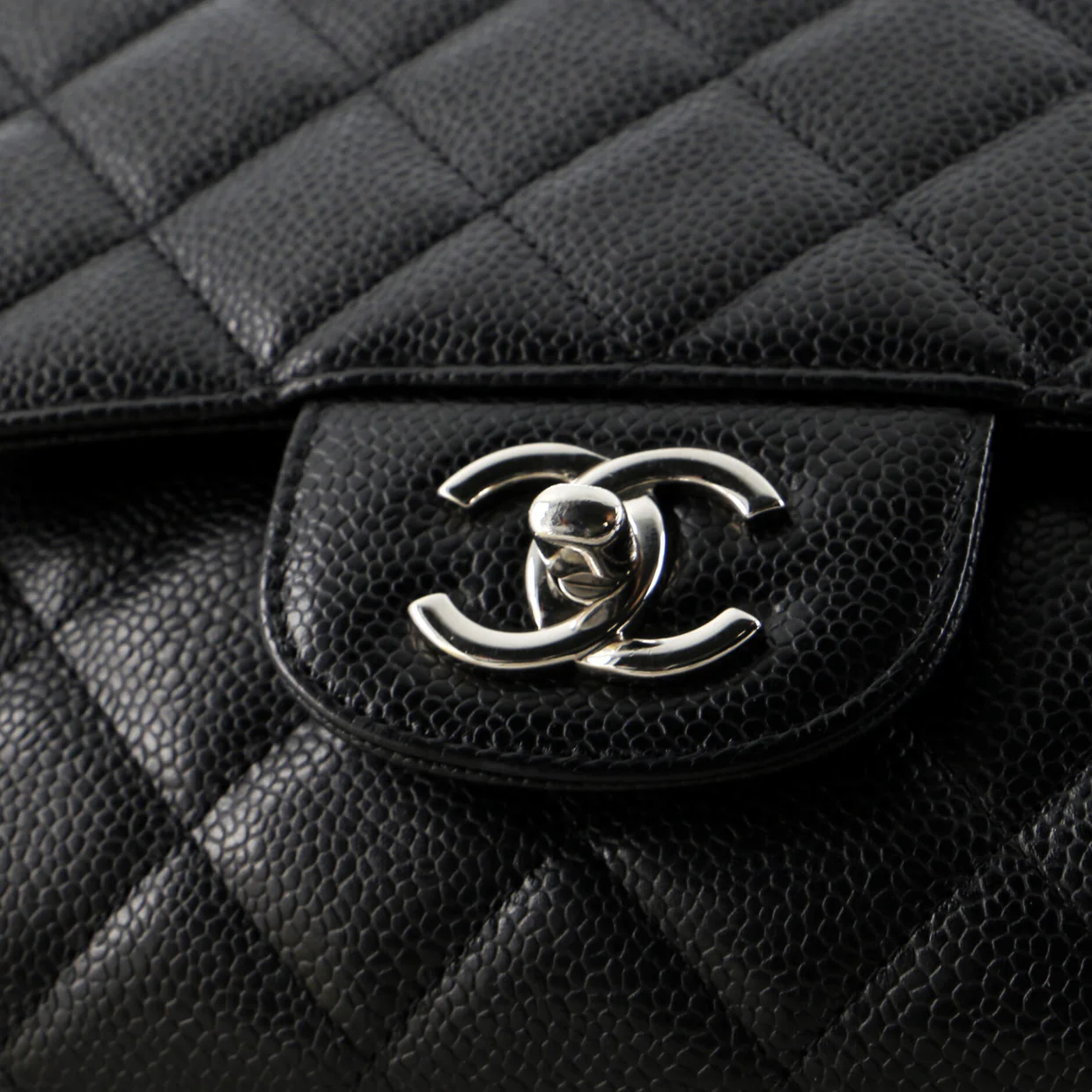Classic Single Flap Bag Quilted Caviar Jumbo - Deep Luxury
