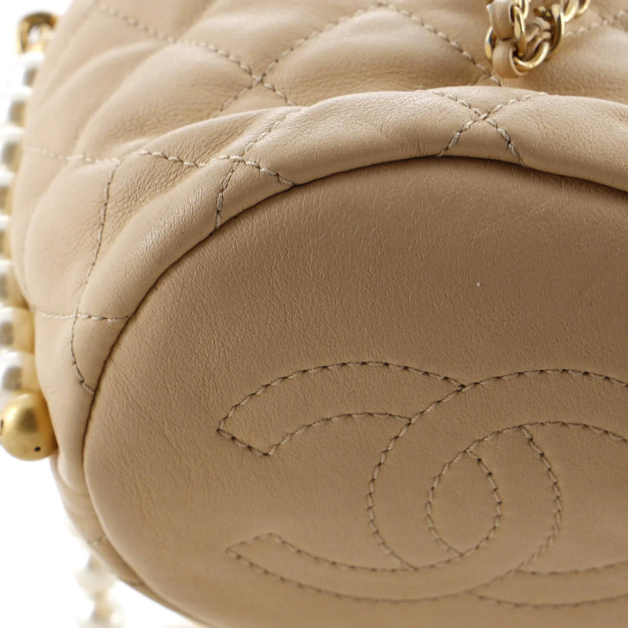 About Pearls Bucket Bag Quilted Calfskin Mini - Deep Luxury