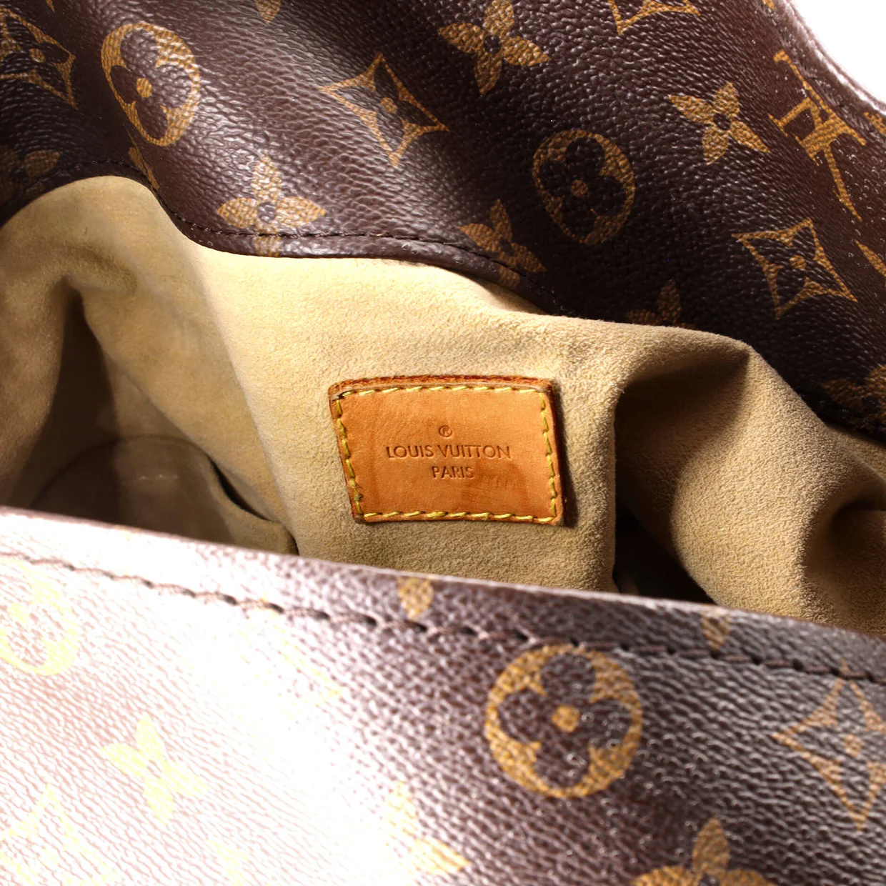 Artsy Handbag Monogram Canvas MM - Deep Luxury