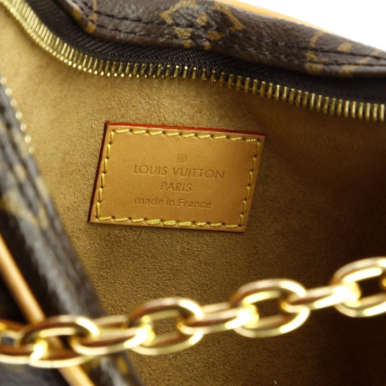 Loop Handbag Monogram Canvas - Deep Luxury