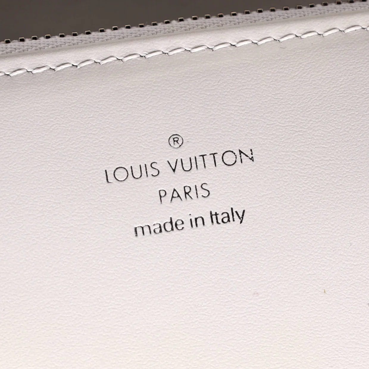 Swing Handbag Leather - Deep Luxury