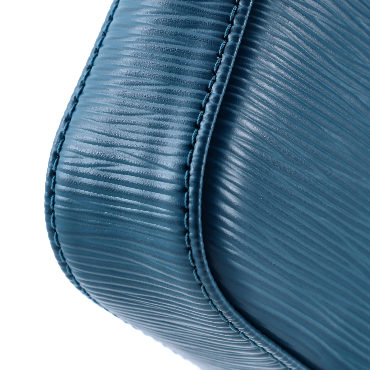 Pochette Accessoires NM Epi Leather - Deep Luxury