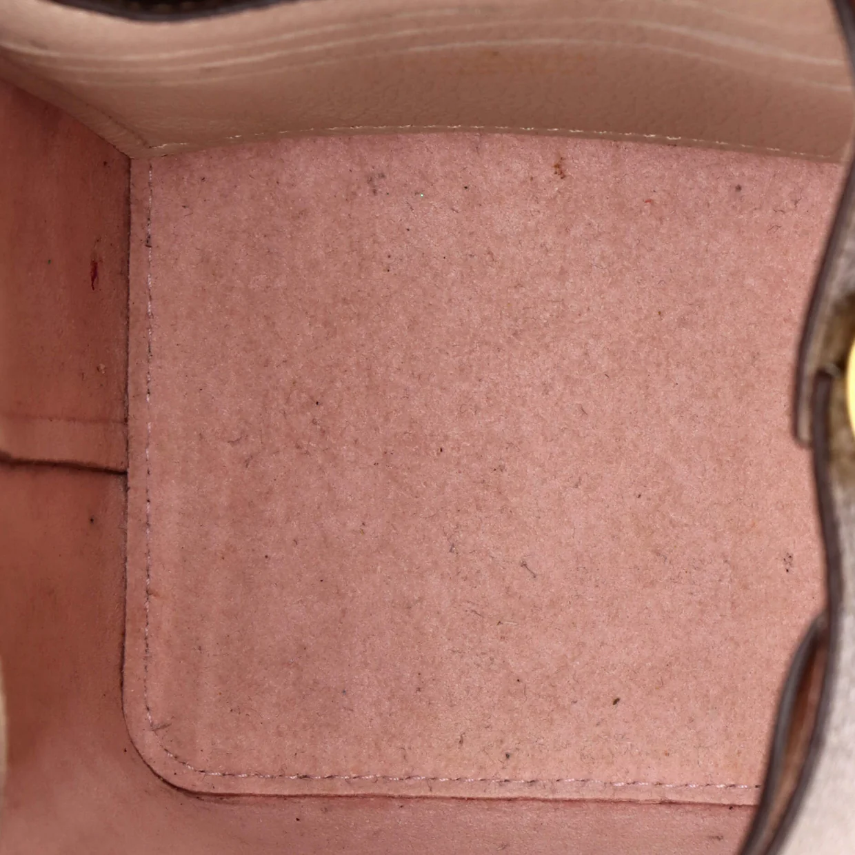 Lockme Bucket Bag Leather Nano - Deep Luxury