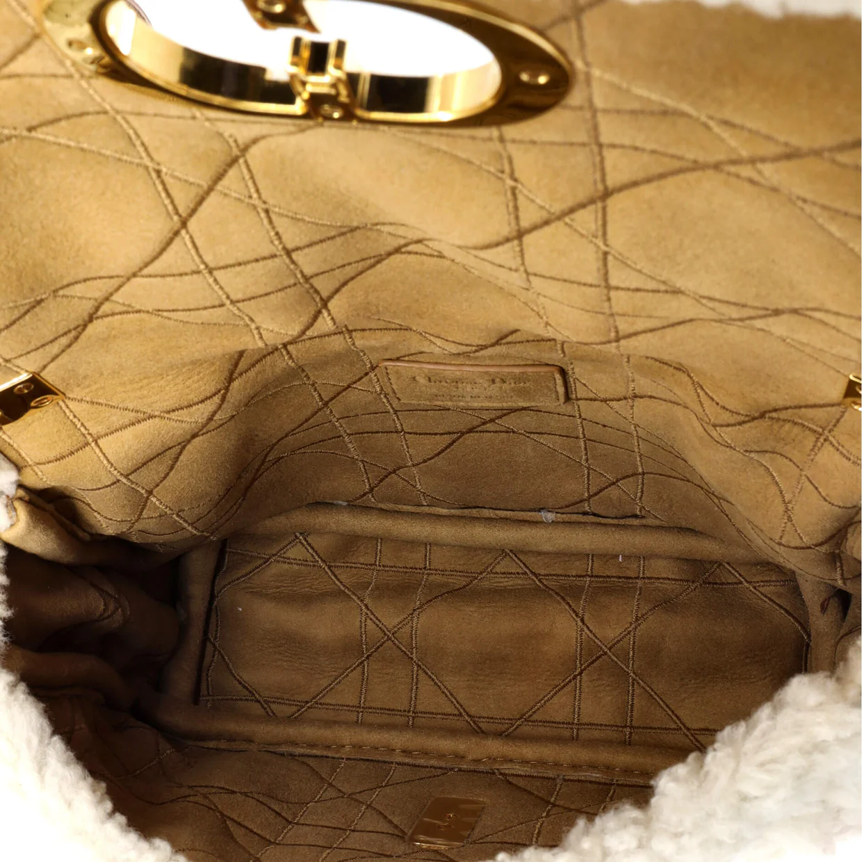 Caro Bag Cannage Quilt Shearling Medium - Deep Luxury