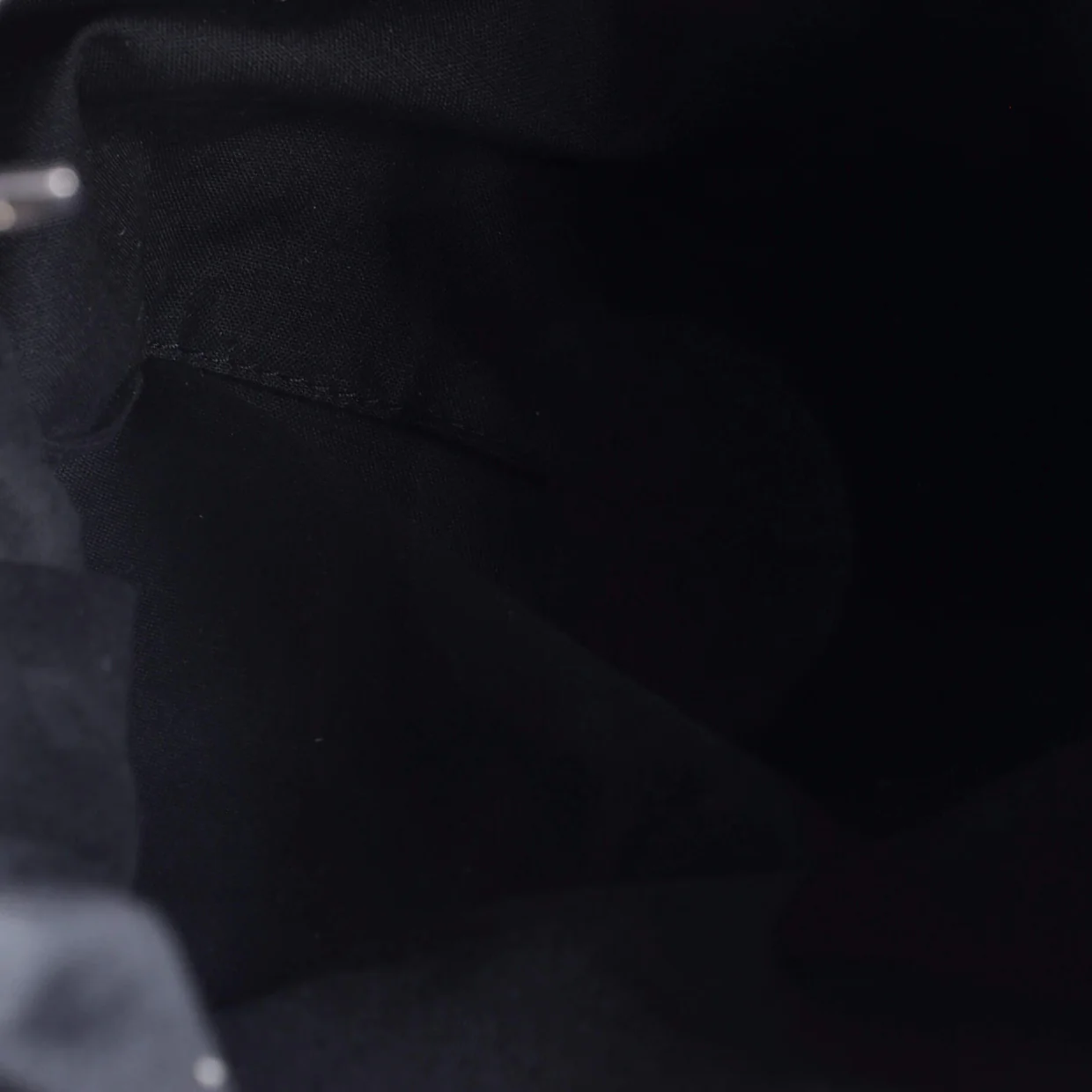 Crush Chain Tote Quilted Crushed Calfskin Small - Deep Luxury