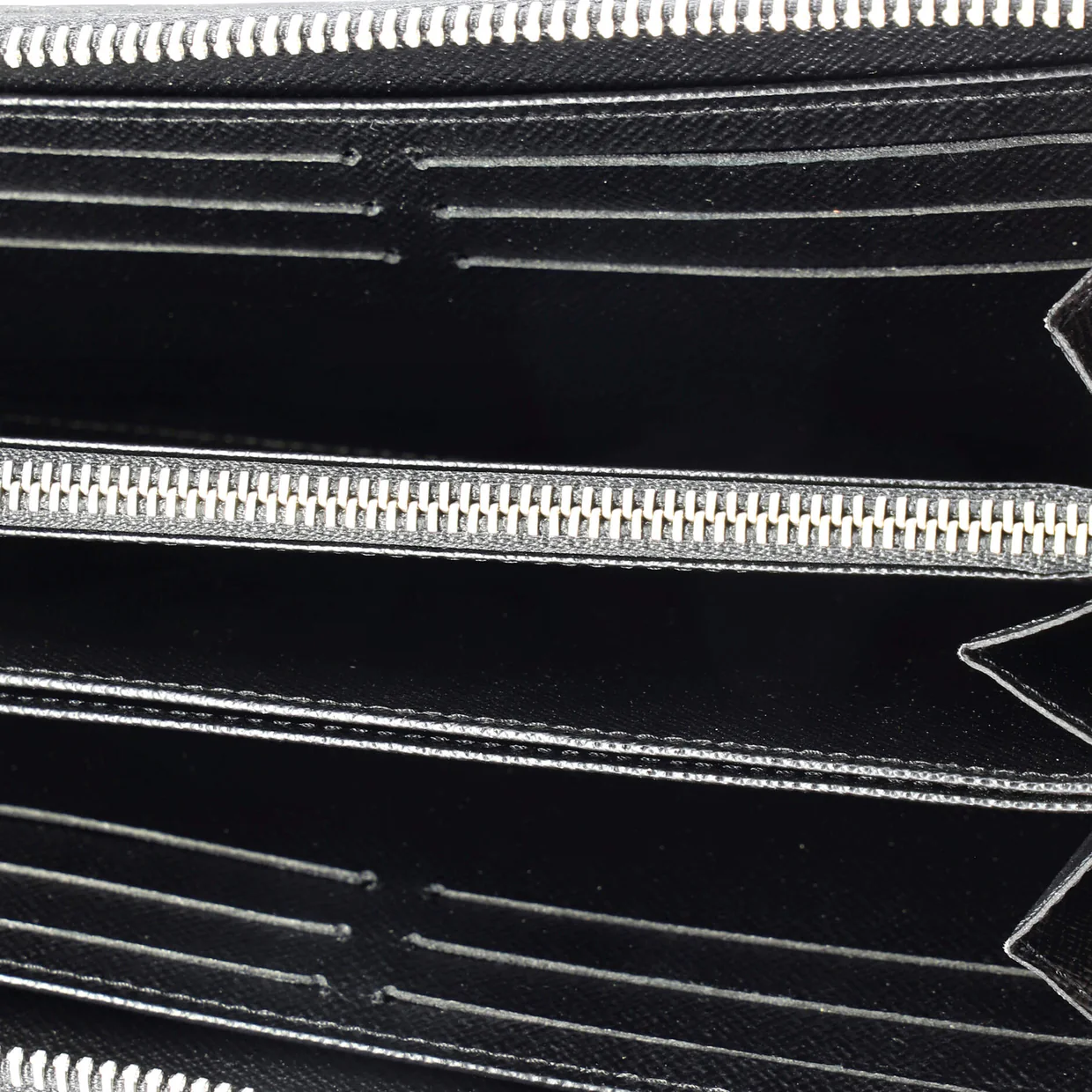 Zippy Wallet Epi Leather - Deep Luxury