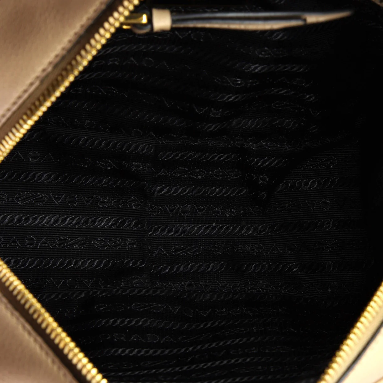 Logo Camera Bag Embossed Leather Small - Deep Luxury
