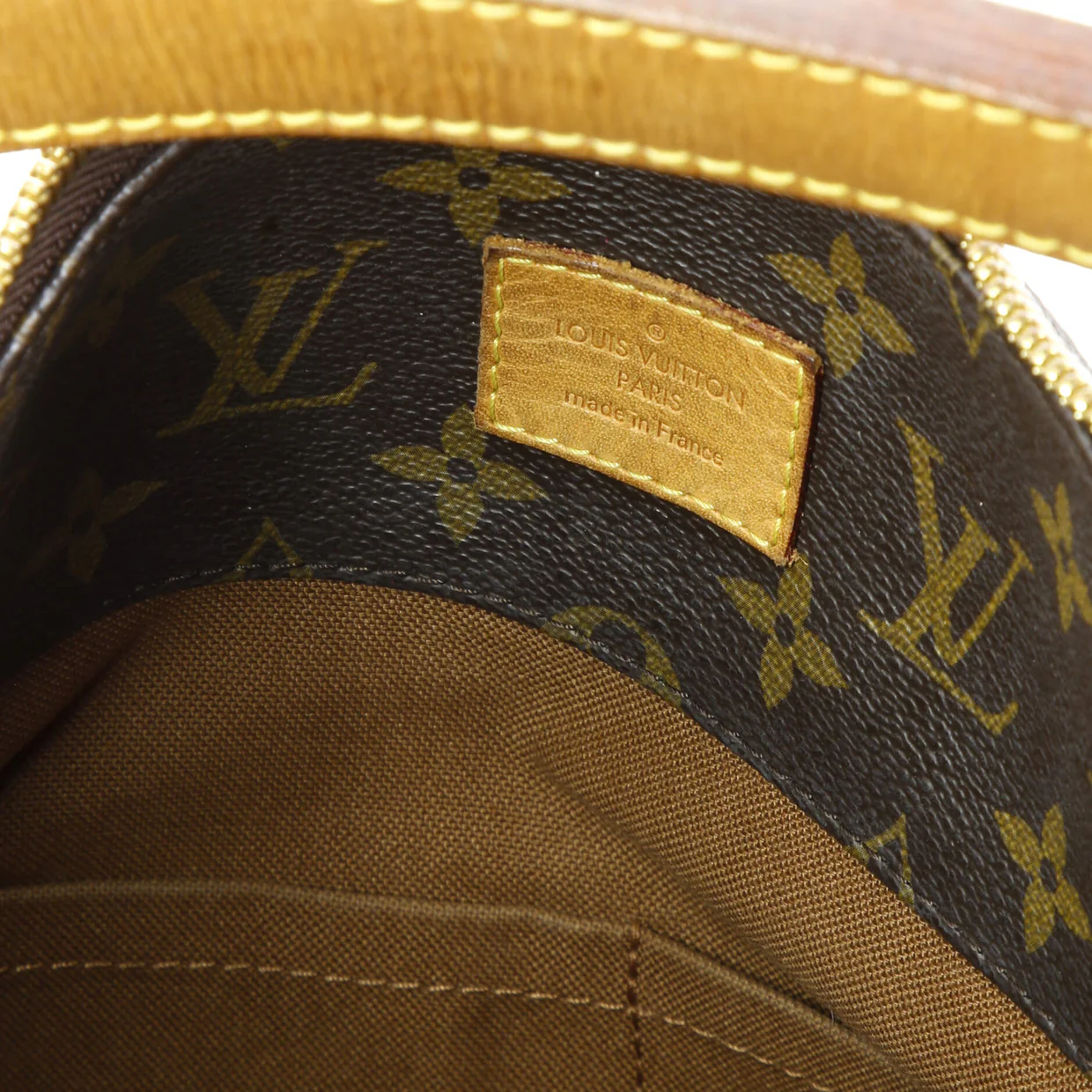 Sully Handbag Monogram Canvas MM - Deep Luxury