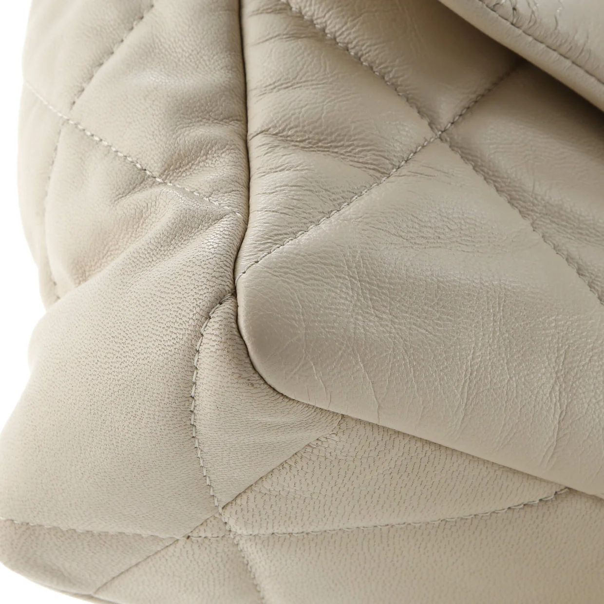 19 Flap Bag Quilted Leather Large - Deep Luxury