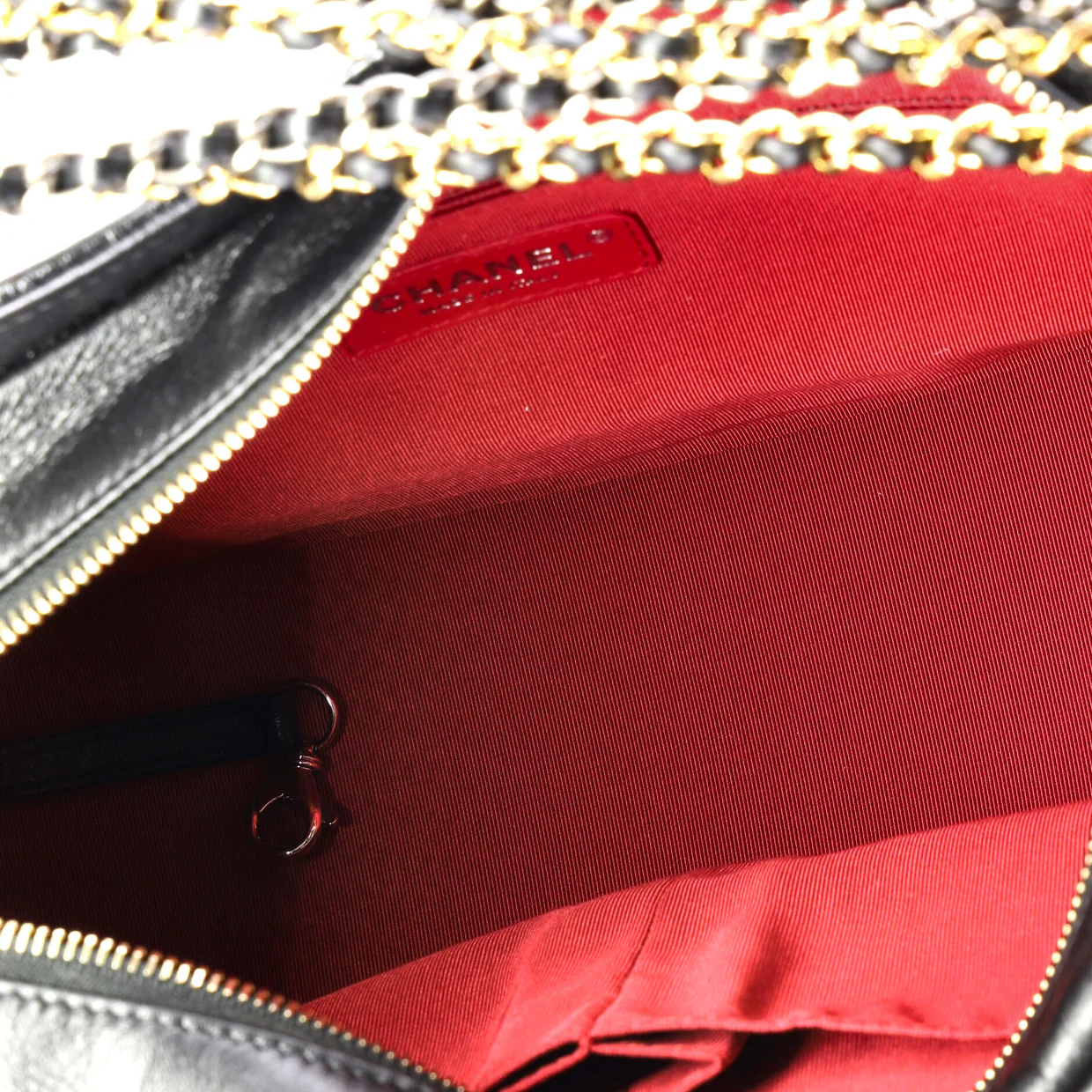 Gabrielle Hobo Quilted Aged Calfskin Medium - Deep Luxury