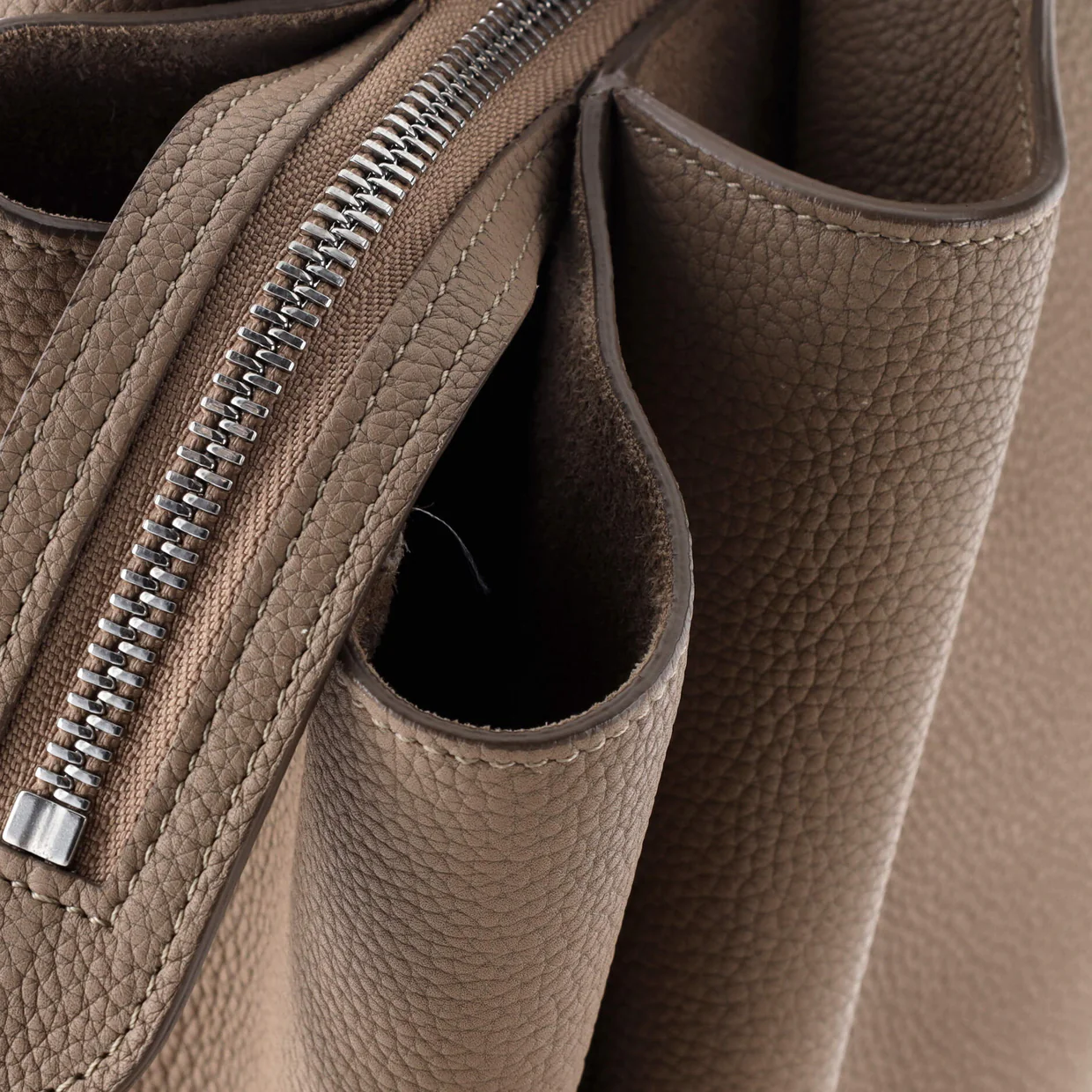 Tri-Fold Shoulder Bag Grained Calfskin Small - Deep Luxury