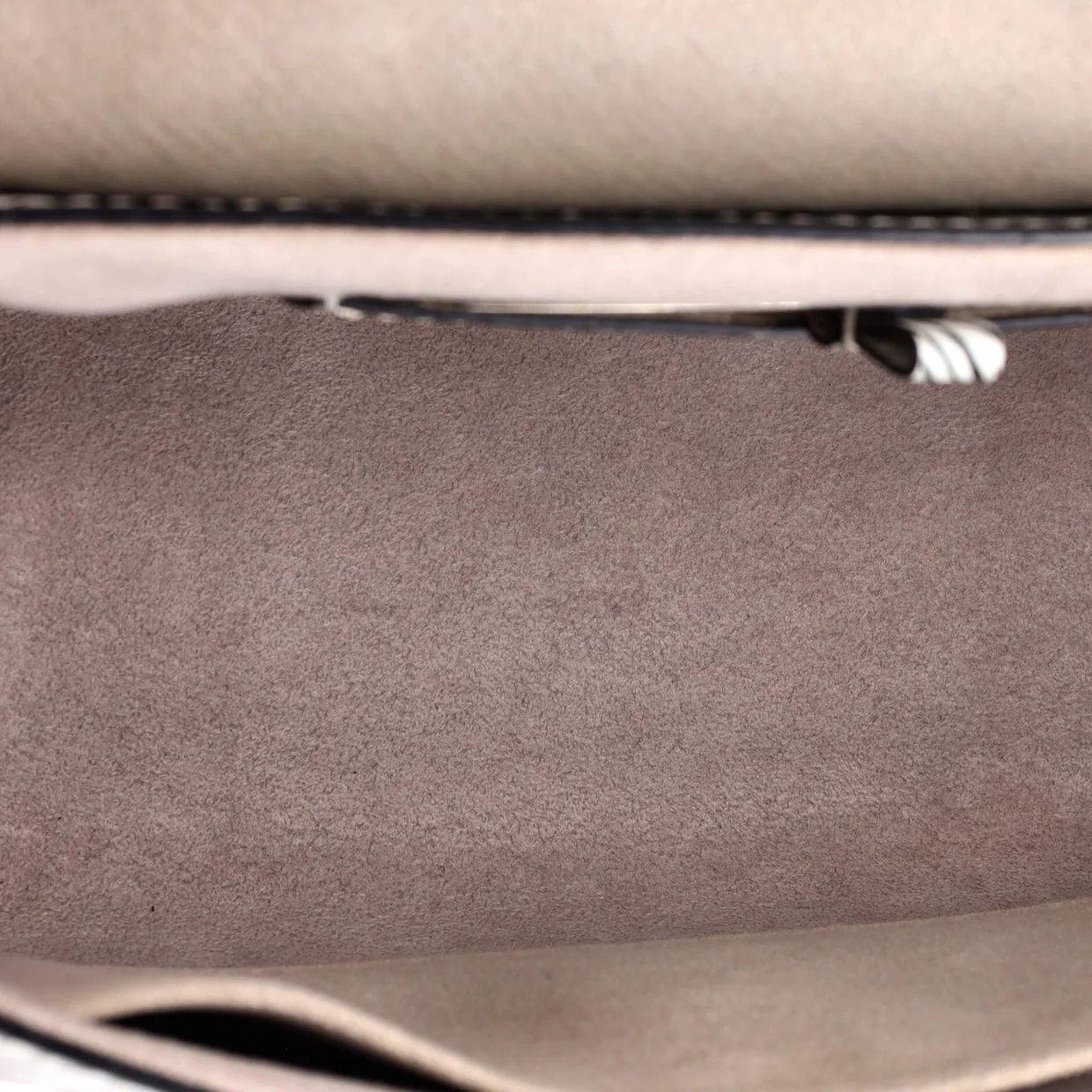 Twist Handbag Limited Edition Azteque Epi Leather MM - Deep Luxury