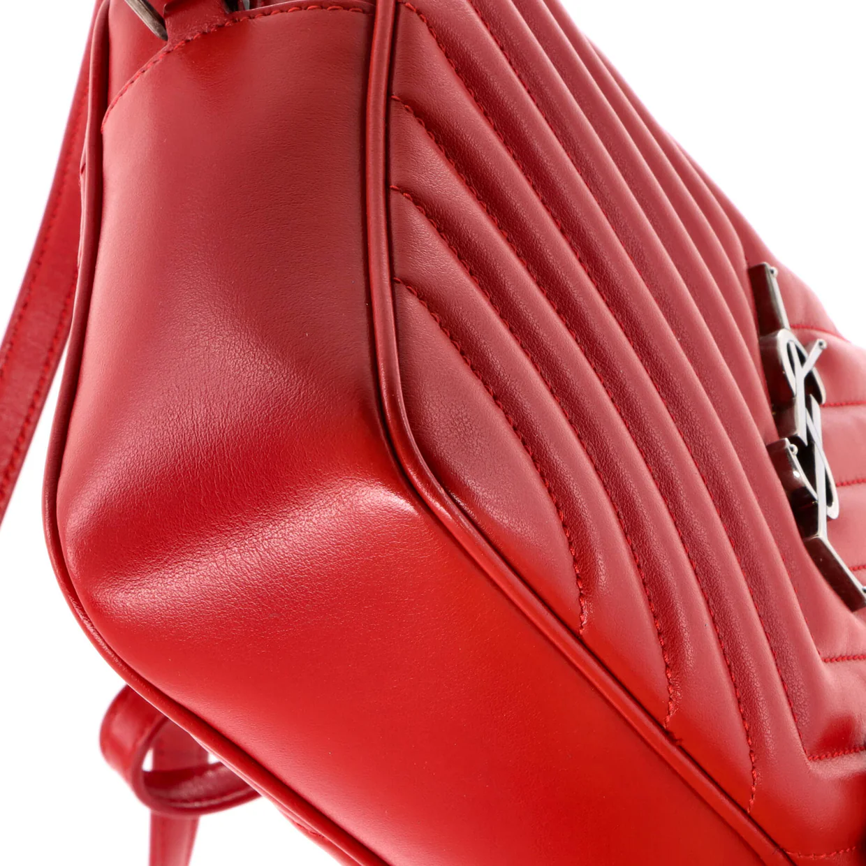 Lou Camera Bag Matelasse Chevron Leather Small - Deep Luxury