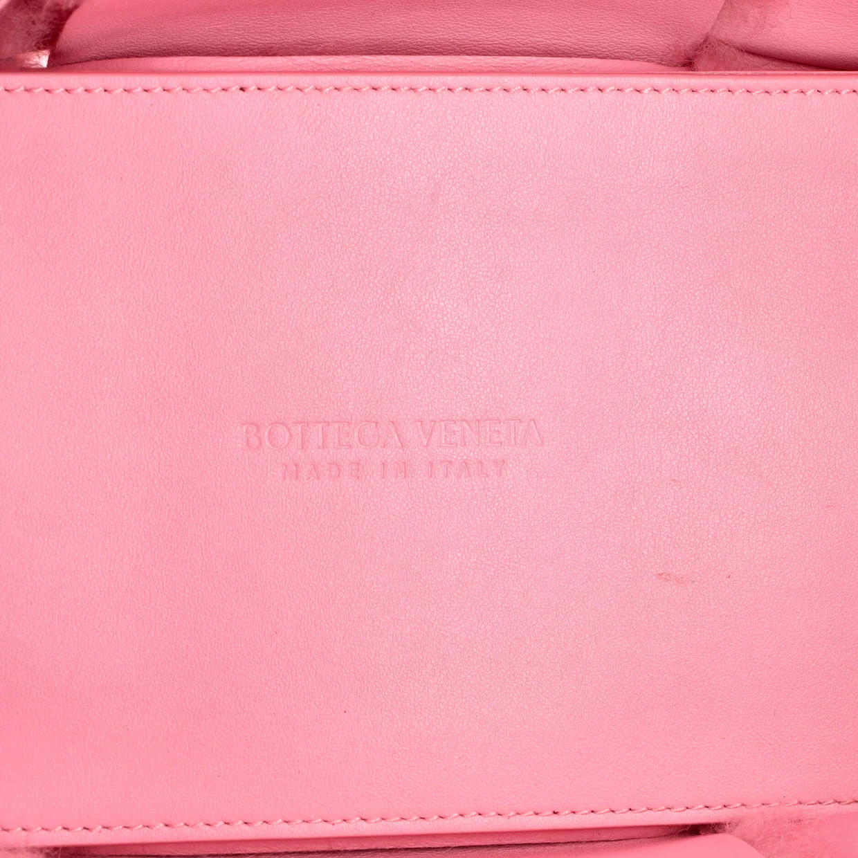 Arco Tote Intrecciato Shearling Small - Deep Luxury