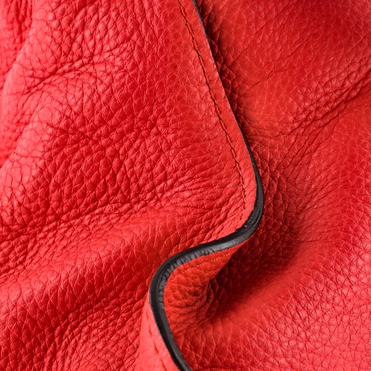 Marcie Shoulder Bag Leather Medium - Deep Luxury