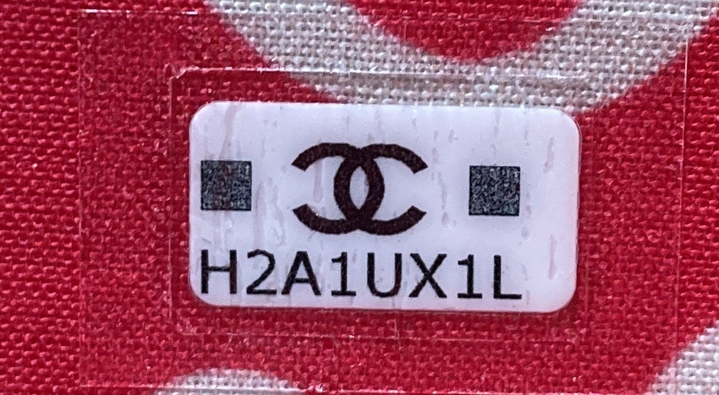 CC Cut Out Coco Chanel Zip Around Card Holder Quilted Caviar - Deep Luxury