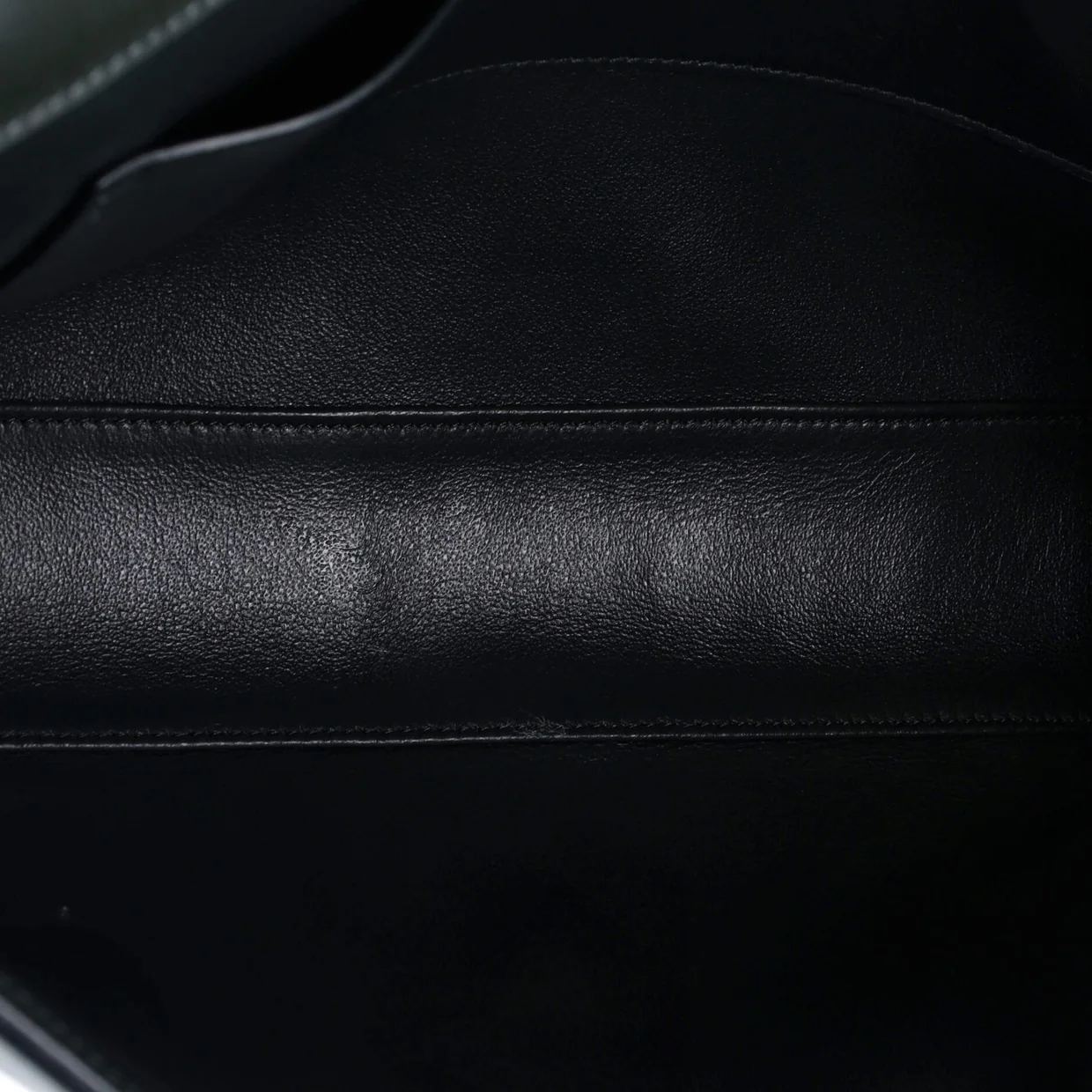 Manhattan Shoulder Bag Leather Medium - Deep Luxury