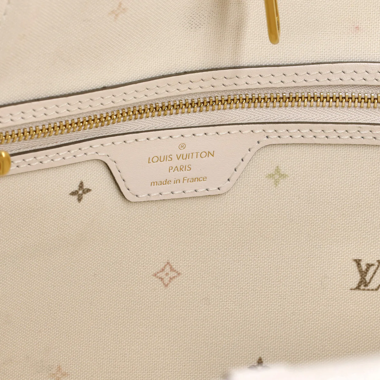 Neverfull NM Tote Spring in the City Monogram Giant Canvas MM - Deep Luxury