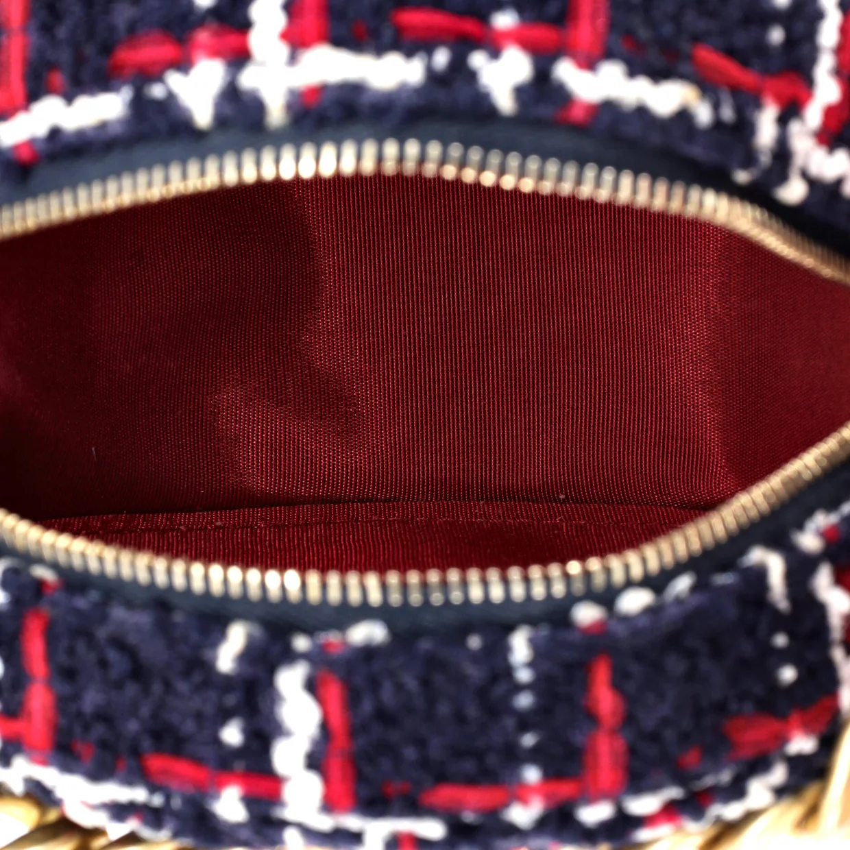 19 Round Clutch with Chain Quilted Tweed - Deep Luxury