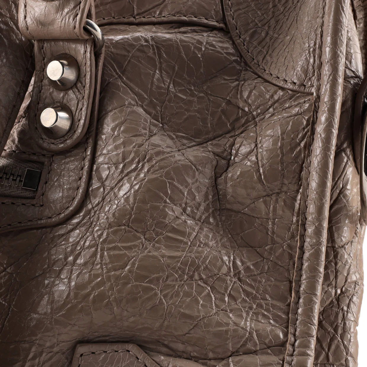 City Classic Studs Bag Leather Small - Deep Luxury