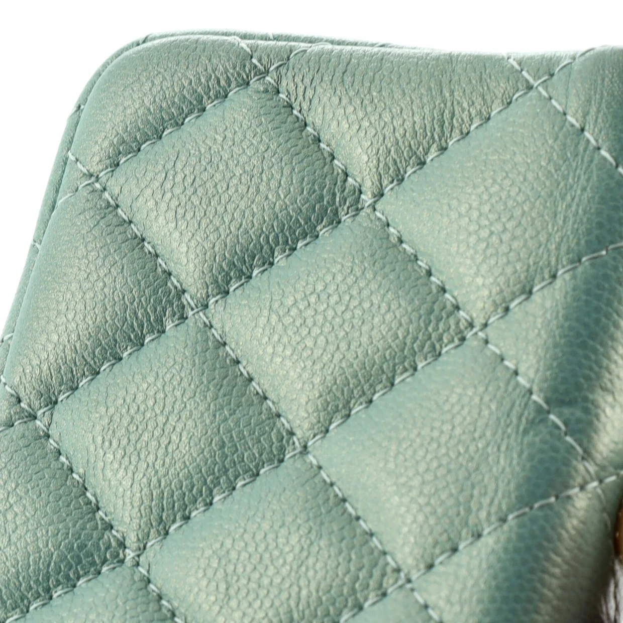 CC Pearl Coin Card Holder with Chain Quilted Iridescent Caviar - Deep Luxury