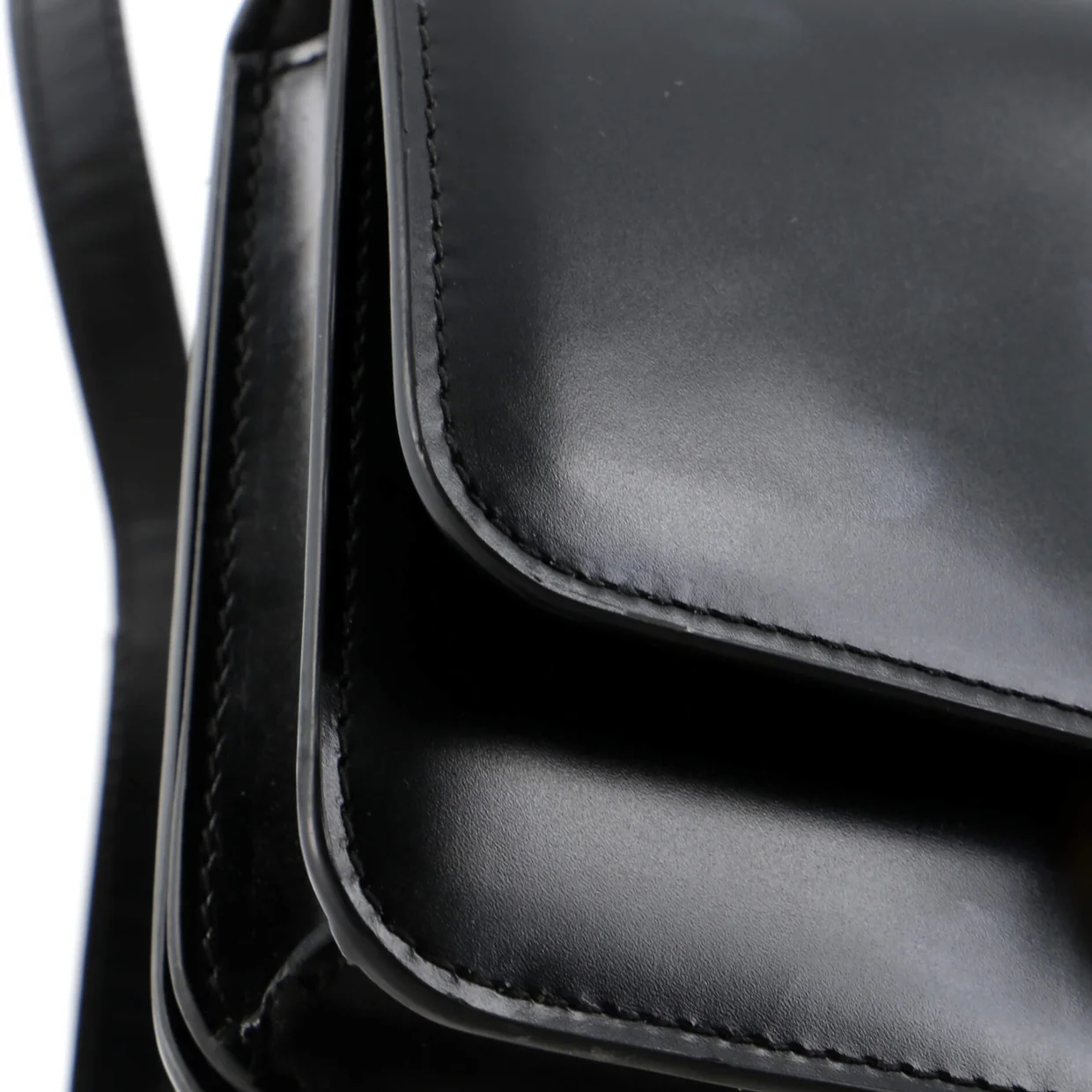 BV Classic Bag Textured Calfskin Medium - Deep Luxury