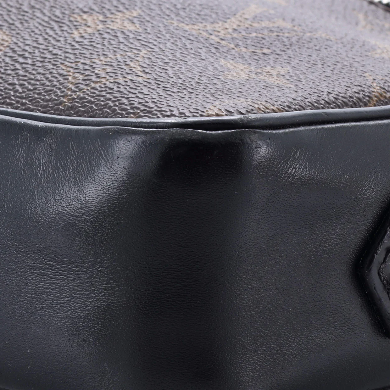 Kasai Clutch Macassar Monogram Canvas - Deep Luxury