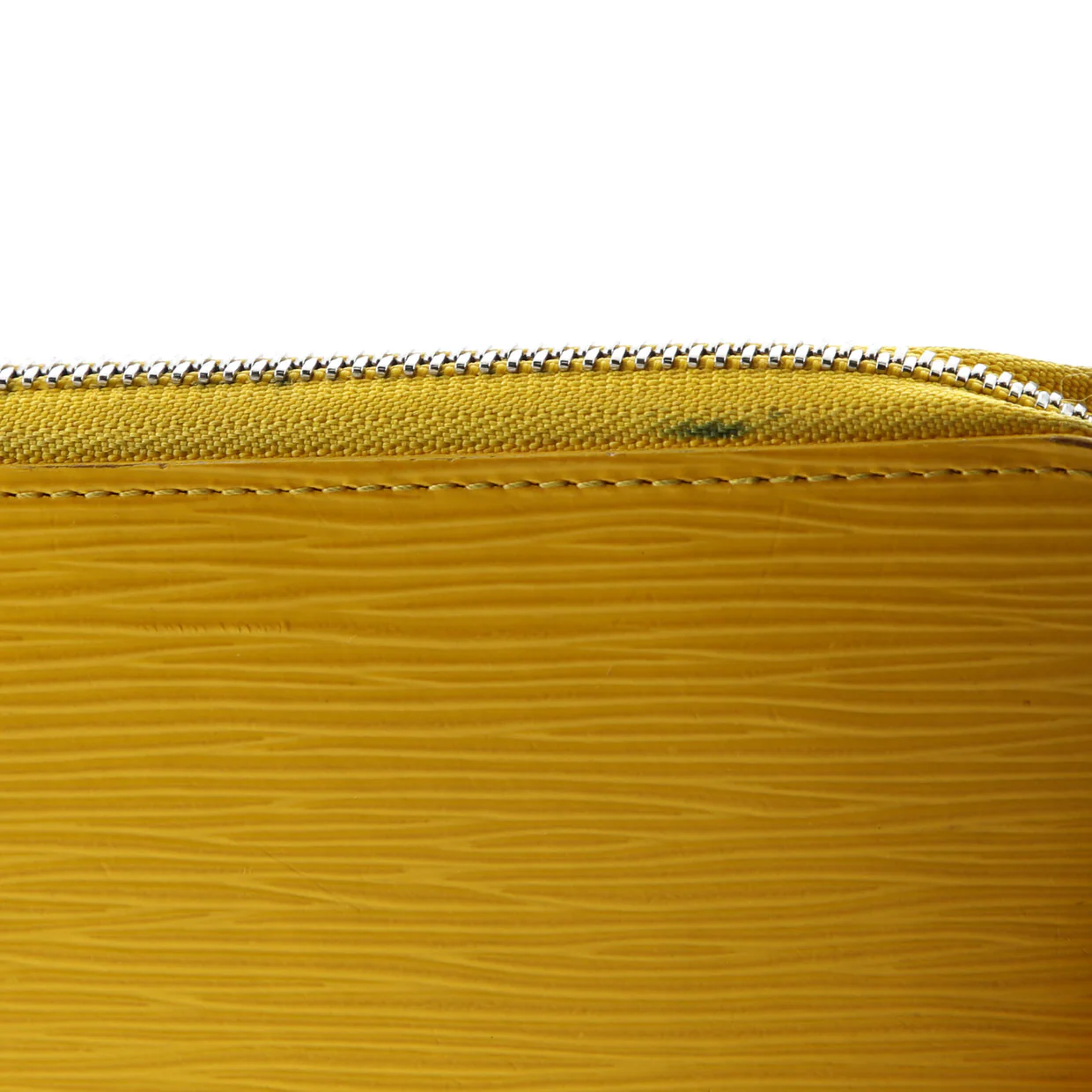 Zippy Wallet Epi Leather - Deep Luxury