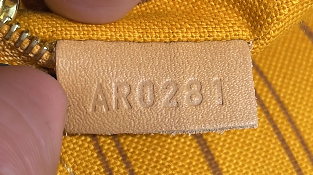 Neverfull NM Tote Damier with Braided Detail MM - Deep Luxury