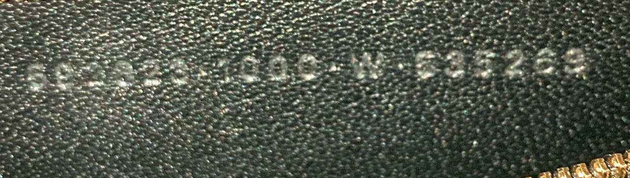 Hourglass Top Handle Bag Leather New Medium - Deep Luxury